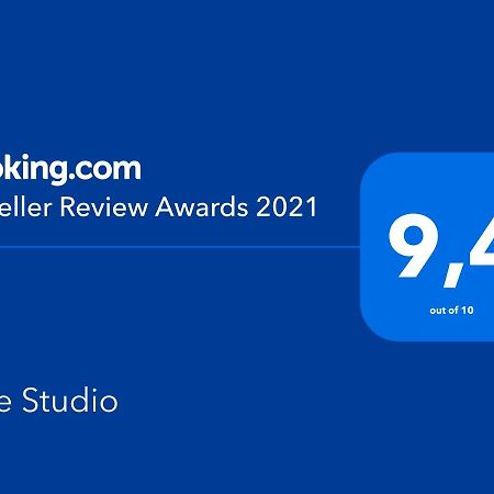Blue Studio نيا موذانيا المظهر الخارجي الصورة